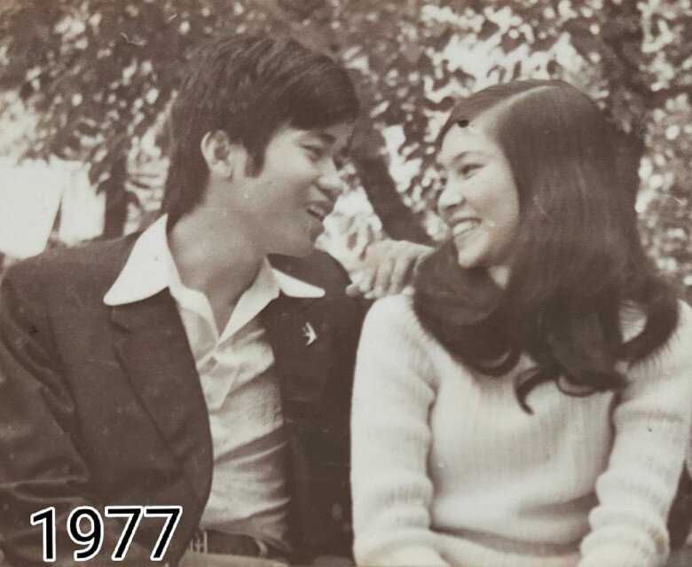 Ông Thịnh và vợ - bà Nga trong bức ảnh năm 1977.