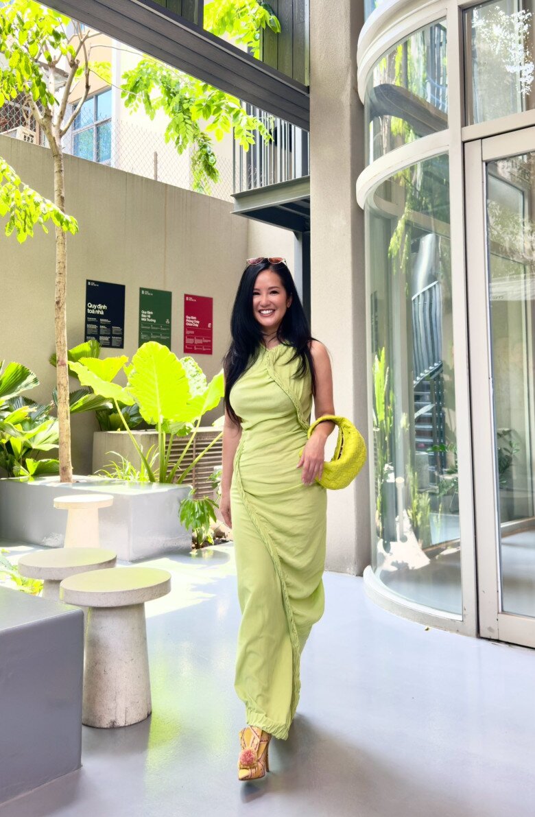 Diva Hồng Nhung nhờ NSND Xuân Bắc giúp một việc sau ca mổ, bị 2 con nói amp;#34;lùn thế vẫn nổi tiếngamp;#34; - 6