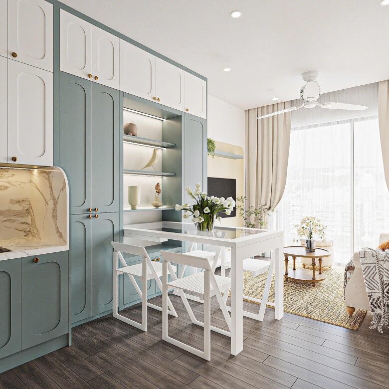 Hoa hậu cũng muốn tạo khoảng trống để cho các cháu học tập, vui chơi, vẽ vời. Người đẹp đã chọn các món nội thất có thể gấp gọn khi không sử dụng, giúp tối ưu diện tích và trả lại khoảng diện tích sàn rộng rãi đáng kể.