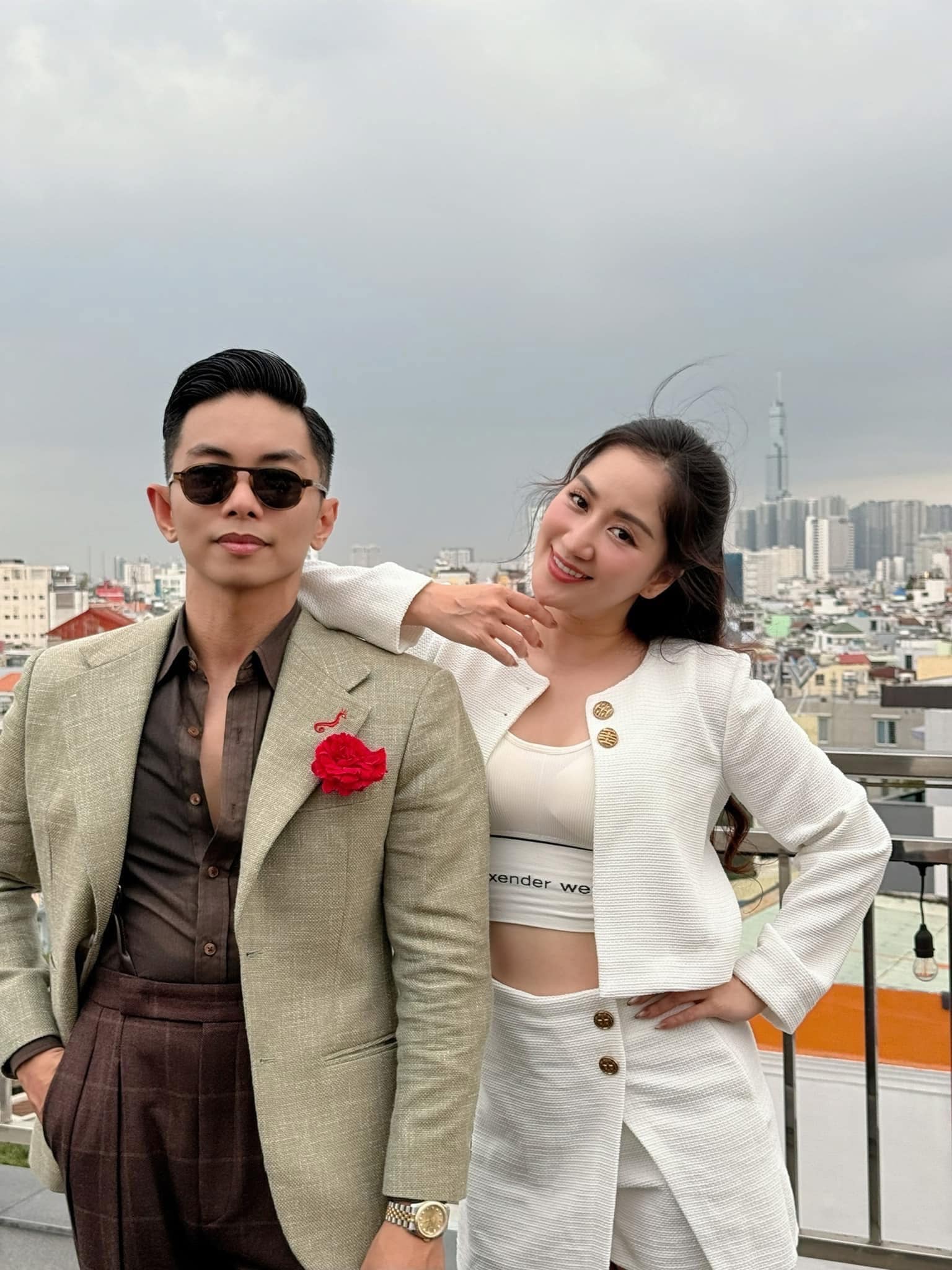 Ông xã thẳng thắn vạch trần Khánh Thi không gọn gàng, nóng tính và nói rất nhiều.
