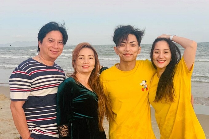 Ông và ba của Phan Hiển đều là những người đàn ông chiều vợ.