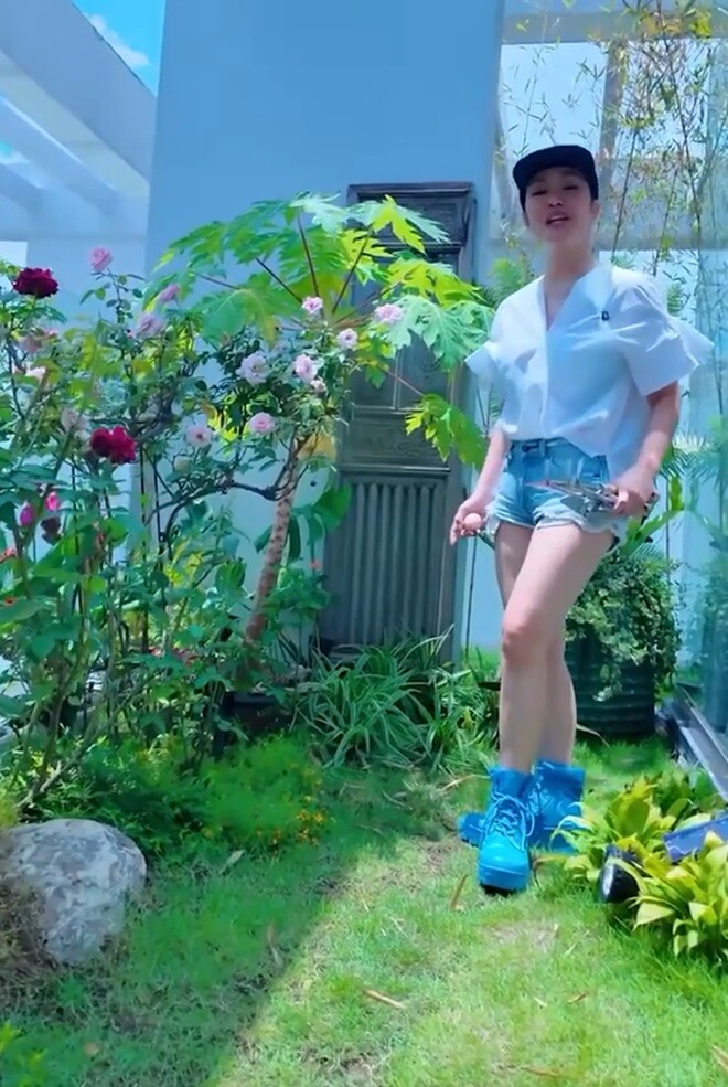 Khu vườn trên cao ở penthouse mới giúp Hồng Nhung amp;#34;chữa lànhamp;#34; sau biến cố, Diva khoái chí thu hoạch amp;#34;ngọc xanhamp;#34; - 8