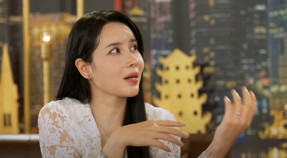 Lưu Hương Giang chia sẻ việc bị nhiều khán giả bàn luận về vẻ ngoài của cô.