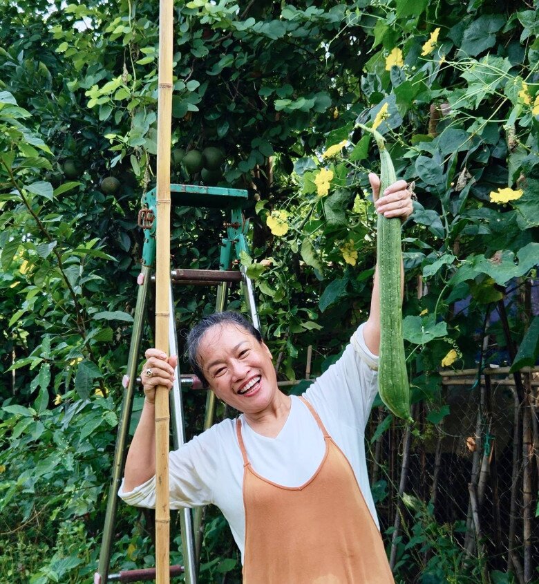 amp;#34;Mẹ Phương Oanhamp;#34; Hương vị tình thân vui thú trong khu vườn tuyệt đẹp ở ngoại ô, có loài cỏ như ở Đà Lạt - 15