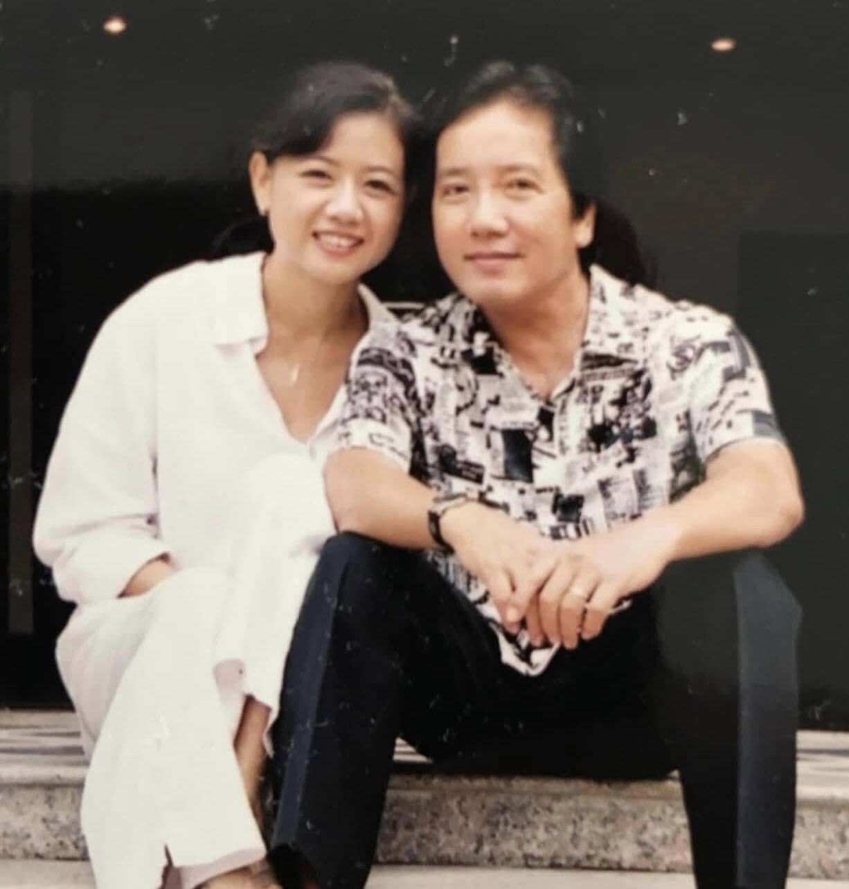 Nam danh ca nổi tiếng showbiz Việt amp;#34;nhìn vợ đắm đuối mà lòng nghẹn ngàoamp;#34;, nói về ước nguyện cuối cùng khi nằm xuống - 11