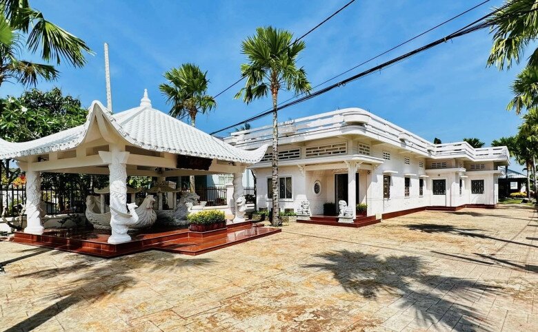 Ngôi nhà vườn 4.000m2 của Lâm Hùng ở Kiên Giang.