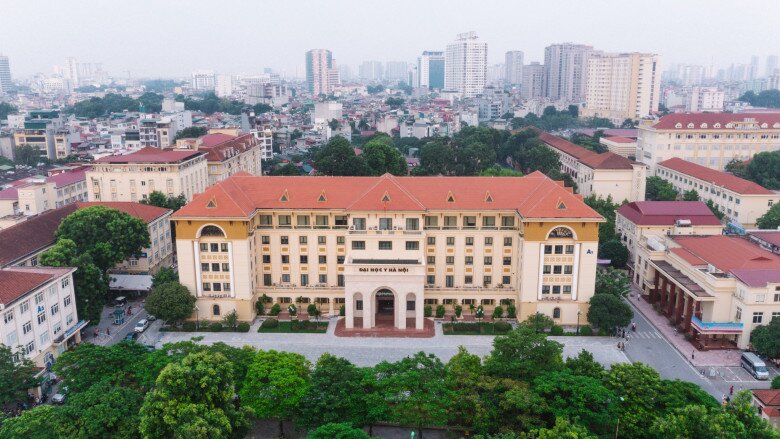 Đại học Y Hà Nội dẫn đầu về ngành Y