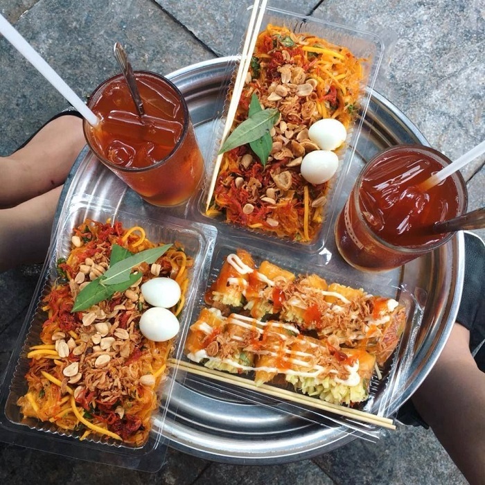 Nhiều món ngon đang chờ bạn