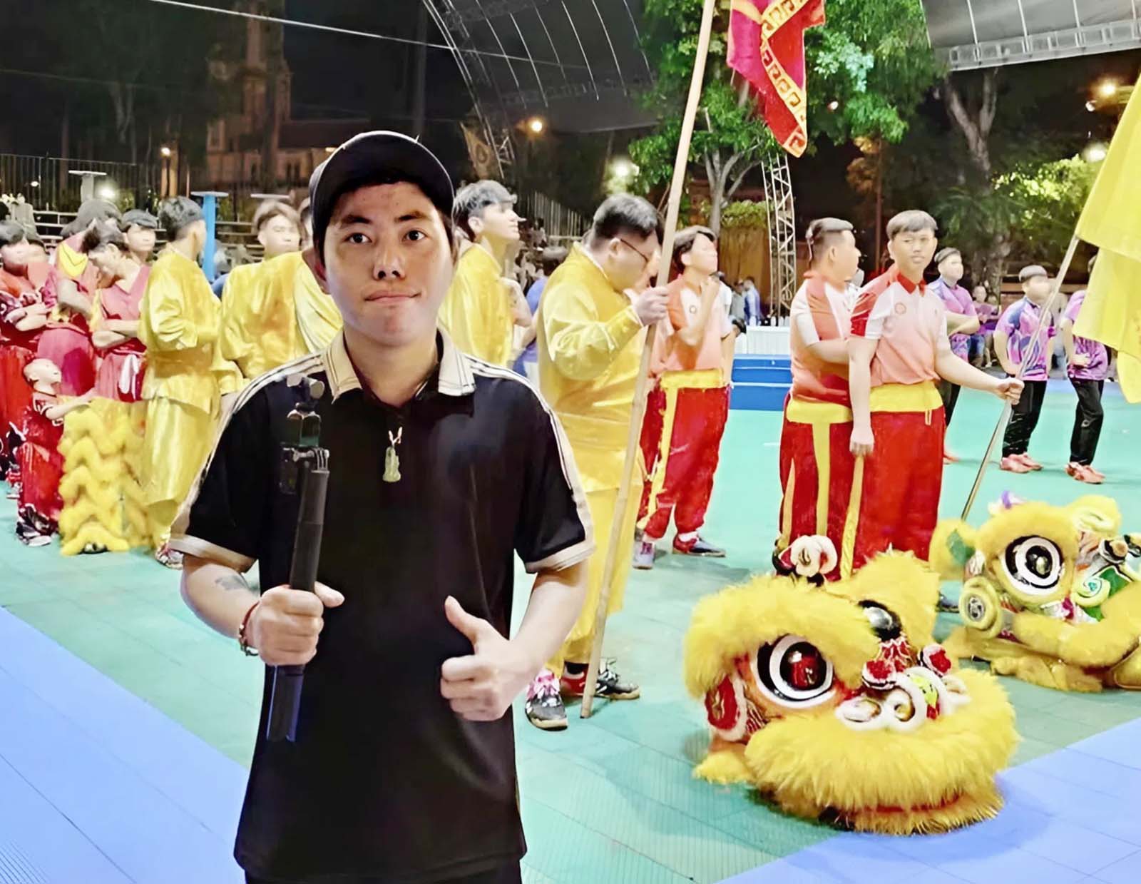 Phát gắn bó với nghệ thuật lân sư rồng đã 15 năm nay