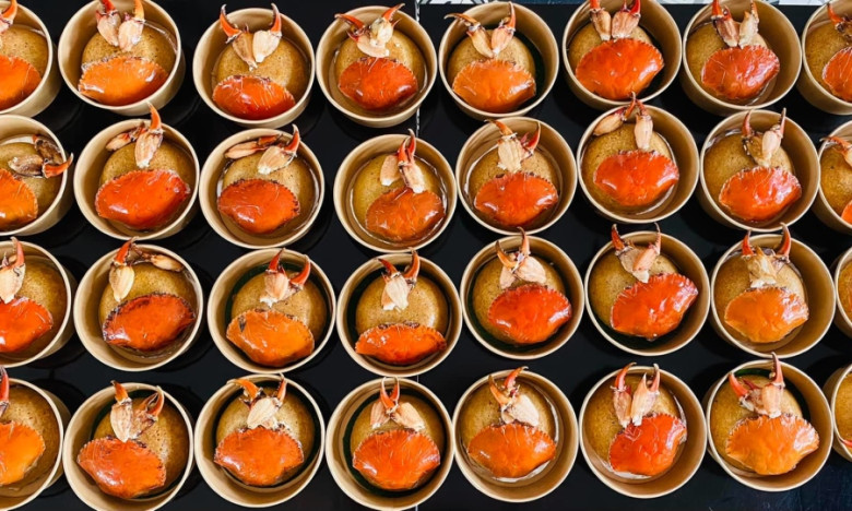 Những suất xôi cua hấp dẫn 