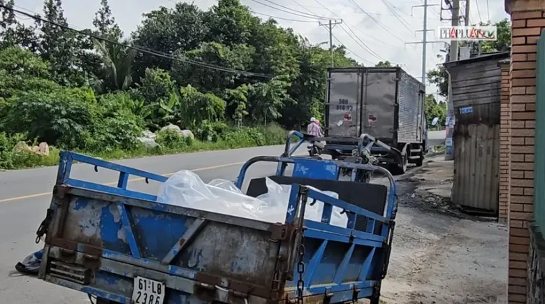Vụ tông xe liên hoàn khiến hai người bị thương nặng. Ảnh: HT