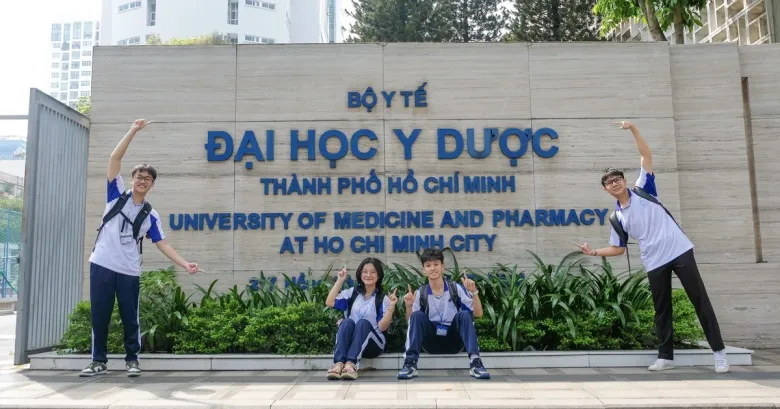 Trường Đại học Y Dược TP.HCM là sự lựa chọn hàng đầu cho thí sinh theo đuổi ngành nghề y tế