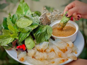 Lifestyle - Món sứa đặc sản Thanh Hóa hút khách nhờ loại nước chấm tên gọi lạ, chỉ 50.000 đồng tha hồ thưởng thức 