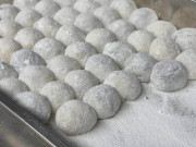 Lifestyle - Bánh coóc mò, bánh tày nồng ệp và những thức quà đặc sản Quảng Ninh: Nghe tên đã tò mò, độc lạ từ hình dáng tới hương vị