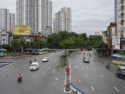 Tin tức - Phố phường Hà Nội thưa vắng ngày bão Wipha đổ bộ