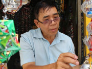 Tin tức - Thợ khóa 30 năm ở TPHCM biến vỏ lon bia thành lồng đèn Trung thu tiền triệu