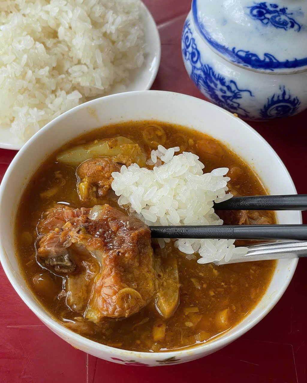 Xôi thịt hon đặc biệt