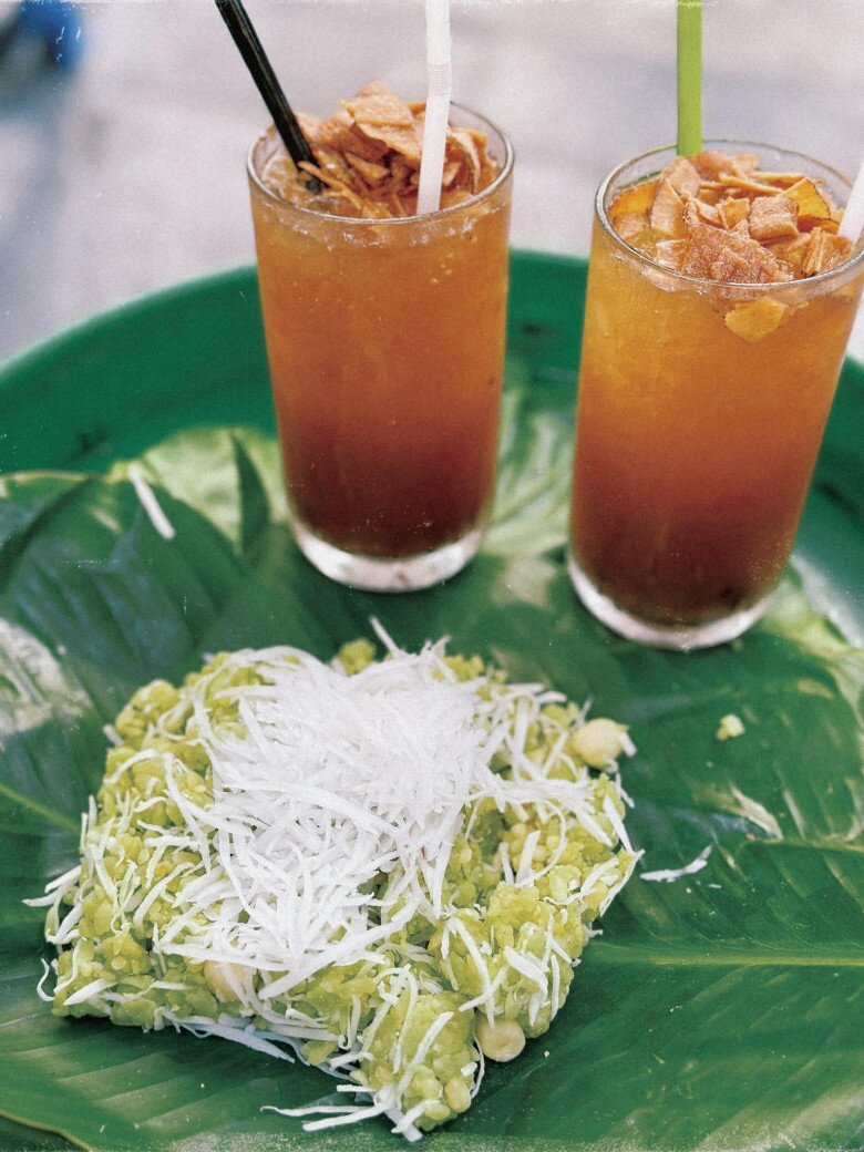 Xôi cốm là đặc sản thu Hà Nội