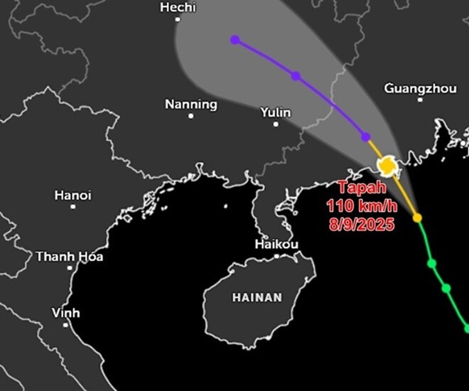 Vị trí hiện tại và đường đi dự báo của bão Tapah (cơn bão số 7). Ảnh: Zoom Earth.
