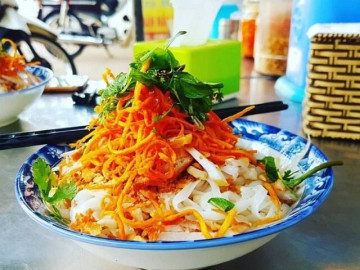 Món phở đặc biệt xứ Lạng, hồn cốt nằm ở loại nước xốt thần thánh, cách ăn trộn như gỏi nộm