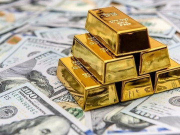 Tỷ giá tiếp tục lập đỉnh mới, giá vàng quay đầu giảm