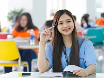 Những ngành miễn học phí 100% năm 2025: Có ngành nhận thêm 3,63 triệu đồng/tháng, được sắp xếp việc làm