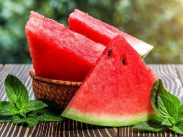3 lý do không nên ăn quá nhiều dưa hấu