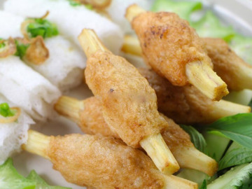 Lifestyle - Đặc sản chạo tôm xứ Huế, từ mâm cỗ cung đình lọt top món ăn vặt ngon nhất Việt Nam 