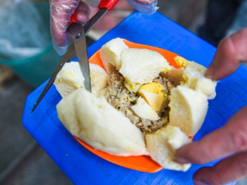 3 tiệm bánh bao nhà làm đặc biệt ở Hà Nội, có nơi cực chảnh, khách xếp hàng dài, ai không chờ được cứ về