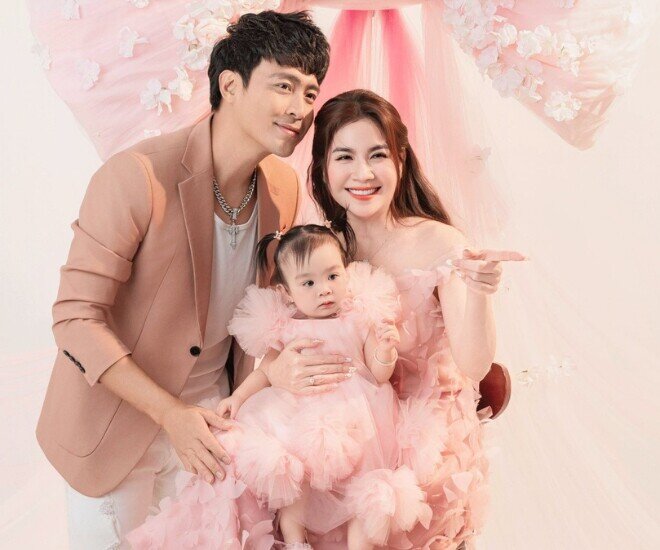 Cặp đôi có được hạnh phúc vẹn tròn sau 8 năm mong con.
