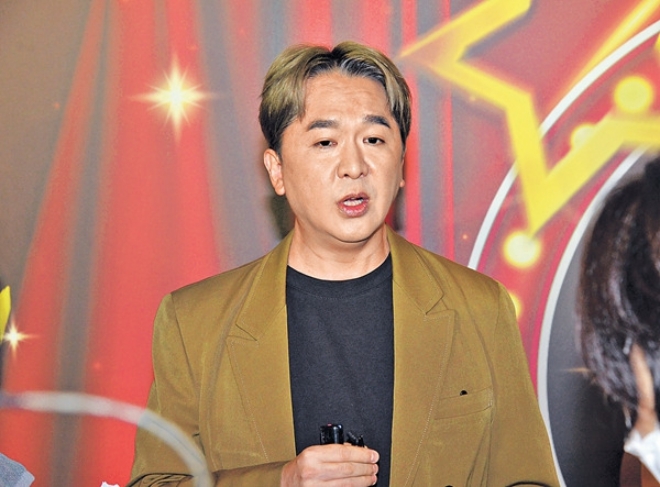 Đặng Triệu Tôn không có hôn thú với bất kỳ ai trong 3 người phụ nữ.