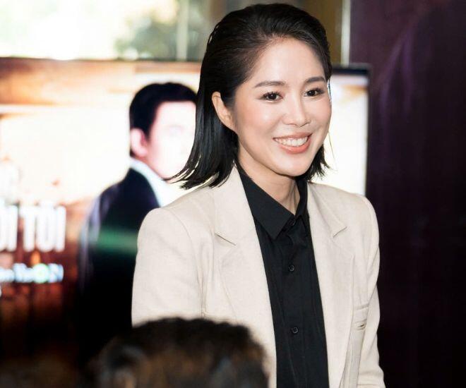 Lê Phương xuất hiện cá tính tại sự kiện ra mắt đoàn phim Cô Đừng Hòng Thoát Khỏi Tôi.