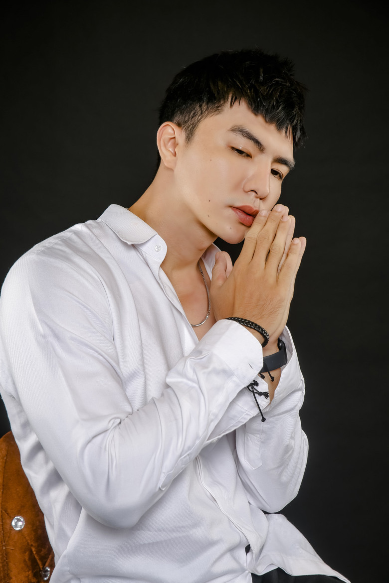 Steven Nguyễn thừa nhận trước khi vào vai Quang đã phải giảm cân.