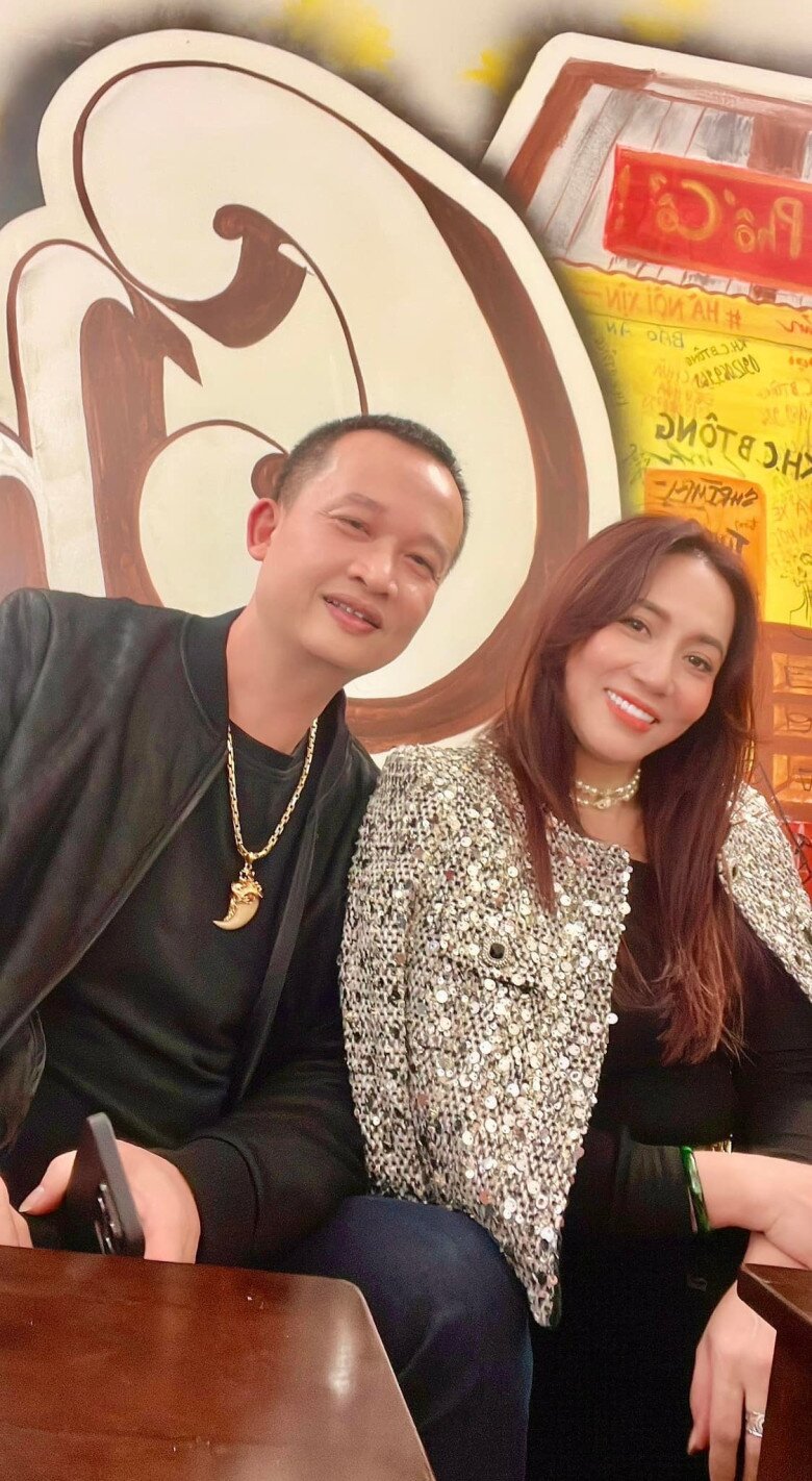 amp;#34;Vợ đại gia chân đấtamp;#34; Quang Tèo: Sinh con sau 17 năm nghỉ đẻ, amp;#34;ra đường vừa đi vừa khócamp;#34; - 10