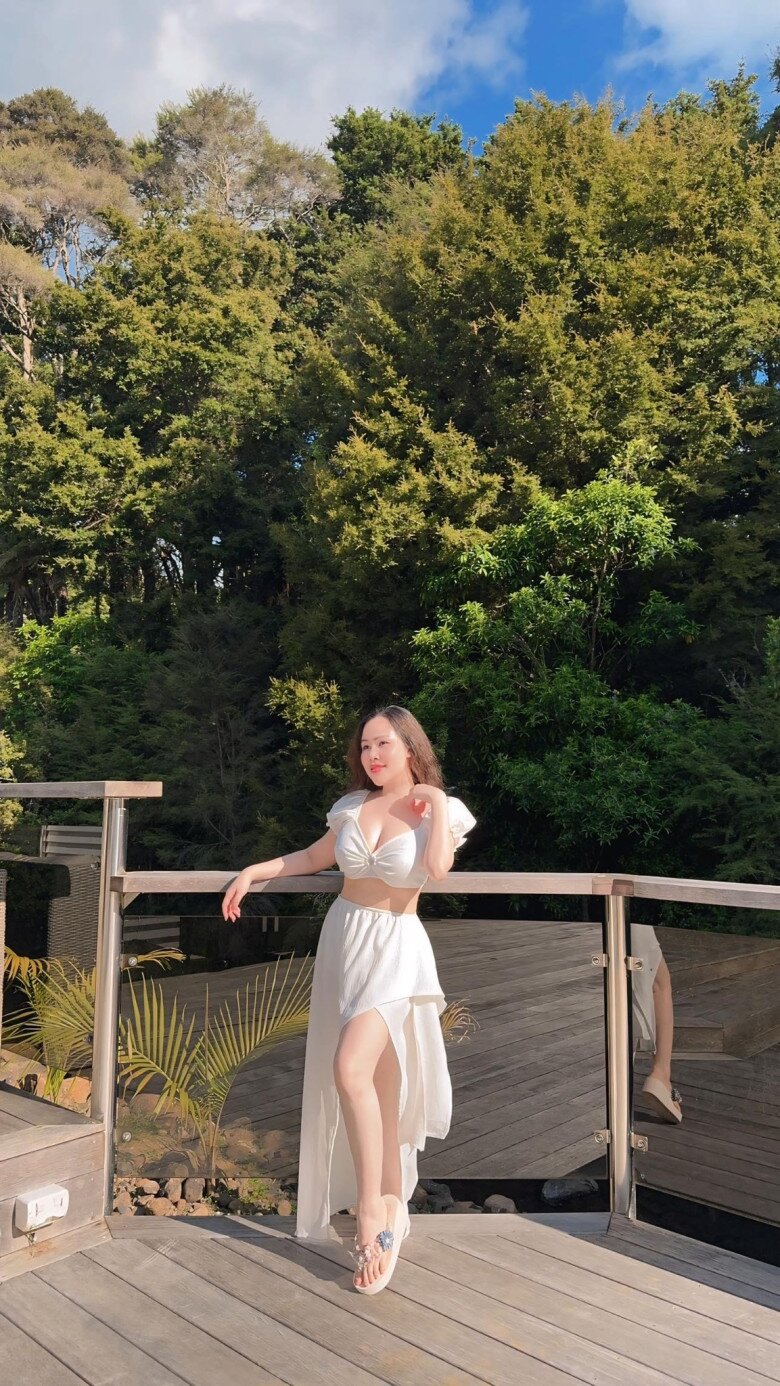 Trương Phương hiện có cuộc sống hạnh phúc, yên bình ở xứ người.