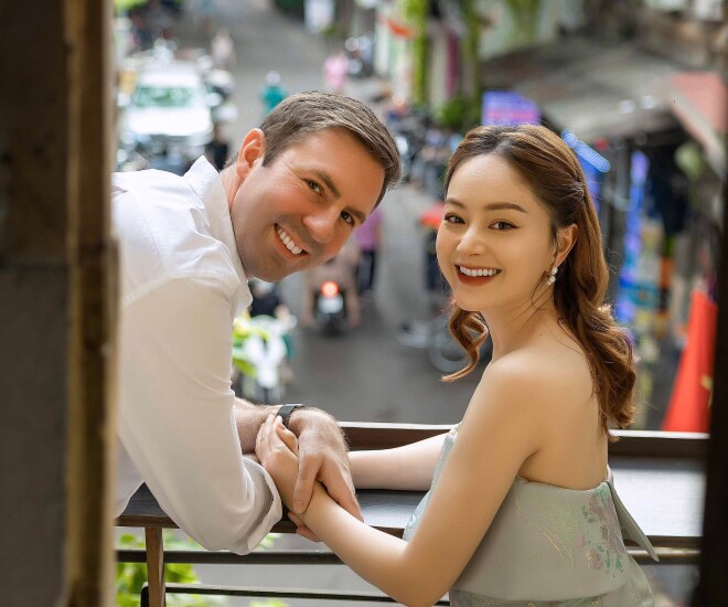 Lan Phương ly hôn chồng Tây sau 7 năm gắn bó.