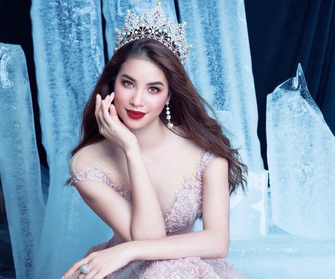 Phạm Hương là một trong những Hoa hậu nổi tiếng của Vbiz.