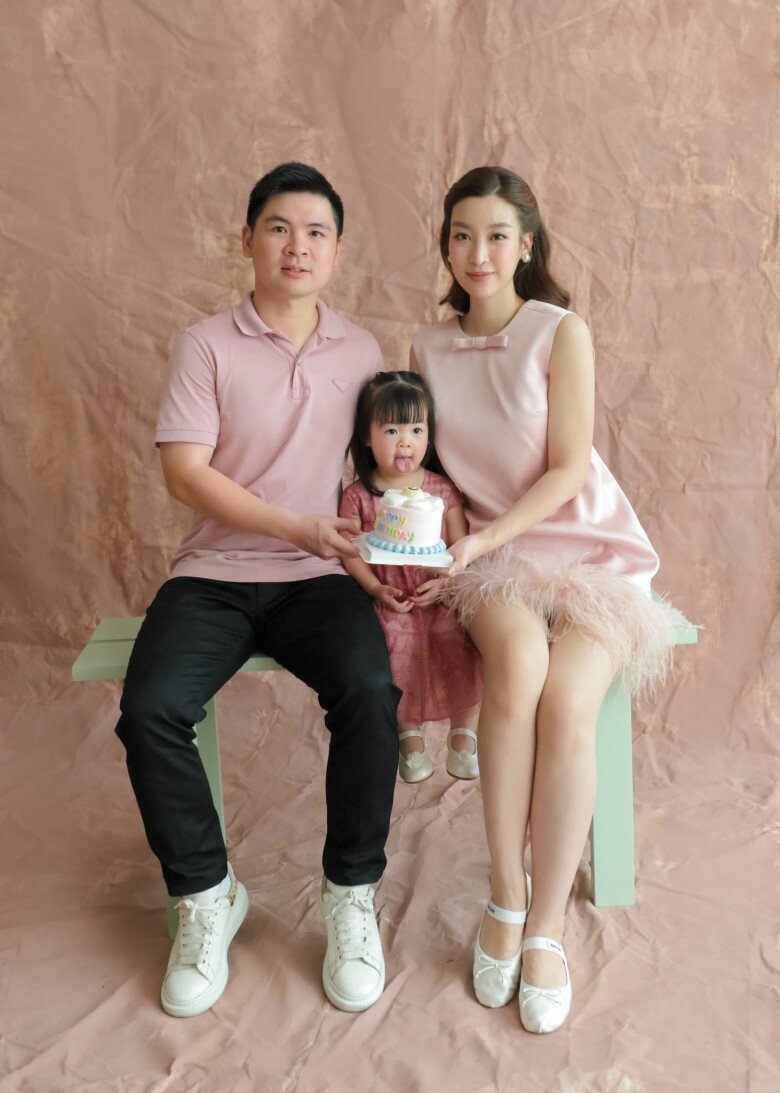 Tổ ấm hạnh phúc của Hoa hậu Đỗ Mỹ Linh và doanh nhân Đỗ Vinh Quang.