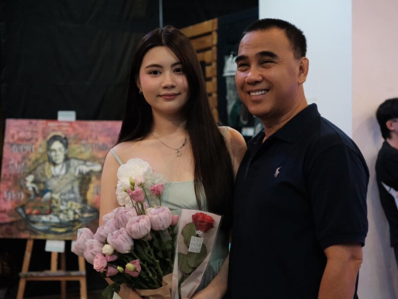 Con gái út xinh đẹp của MC Quyền Linh và doanh nhân Dạ Thảo.