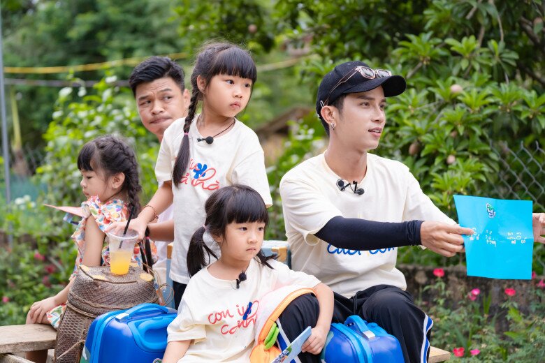 Neko Lê tự hào khi các con sôi nổi hơn trong hành trình mới.