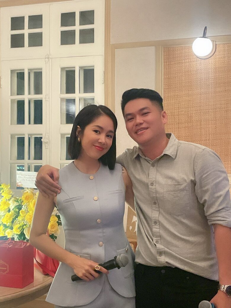 Trung Kiên ngọt ngào chúc mừng sinh nhật vợ.