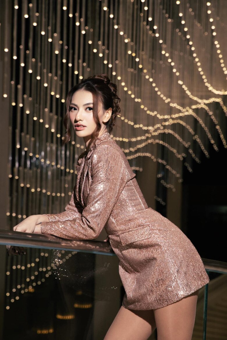 Hồng Quế từng là người mẫu nổi tiếng của làng giải trí Việt.