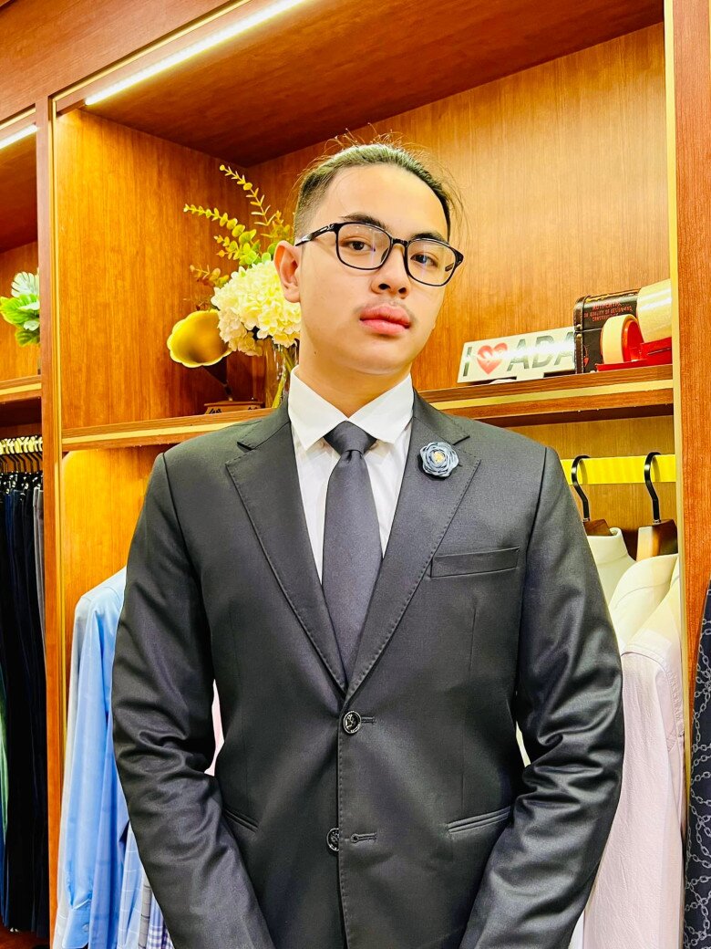 Thái Hòa thì tự hào vì quý tử giỏi giang, biết kiếm tiền và đầu tư.