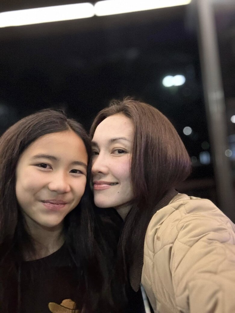 Con gái đáng yêu của Kim Hiền và người chồng hiện tại.