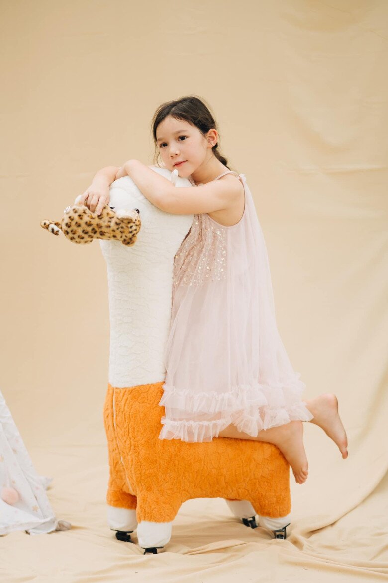 Con gái đầu lòng xinh xắn của Hà Anh.