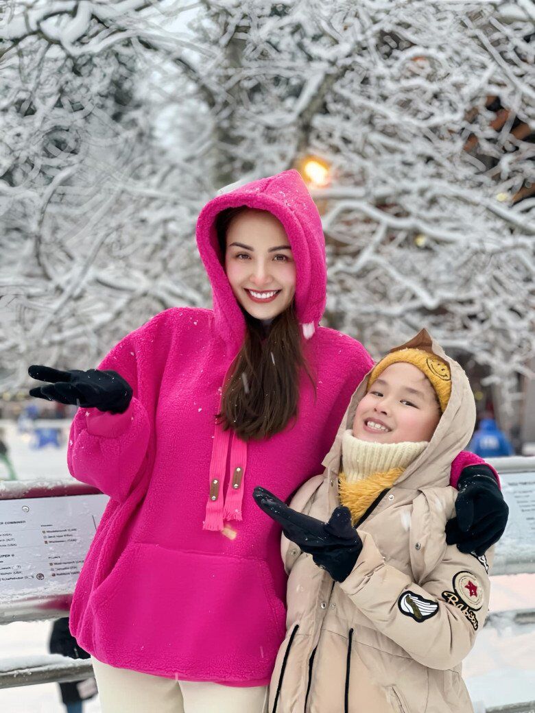 Diễm Hương từng trải qua 2 lần đổ vỡ, có 1 con trai riêng.