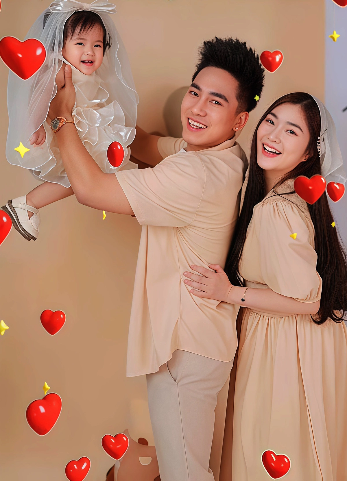 Bé Kỳ Kỳ được nhận xét là bản sao hoàn hảo của Châu Khải Phong.