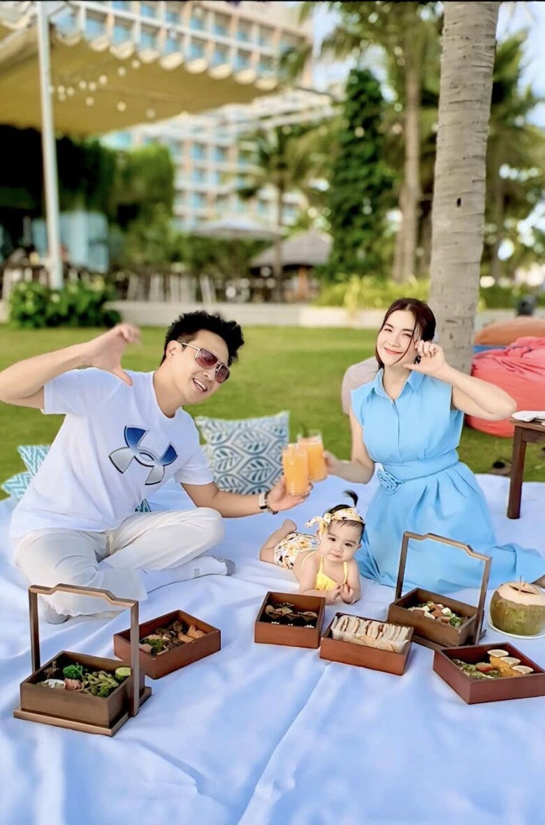 Kha Ly kiêng cữ nhiều thứ trong hành trình lần đầu làm mẹ.