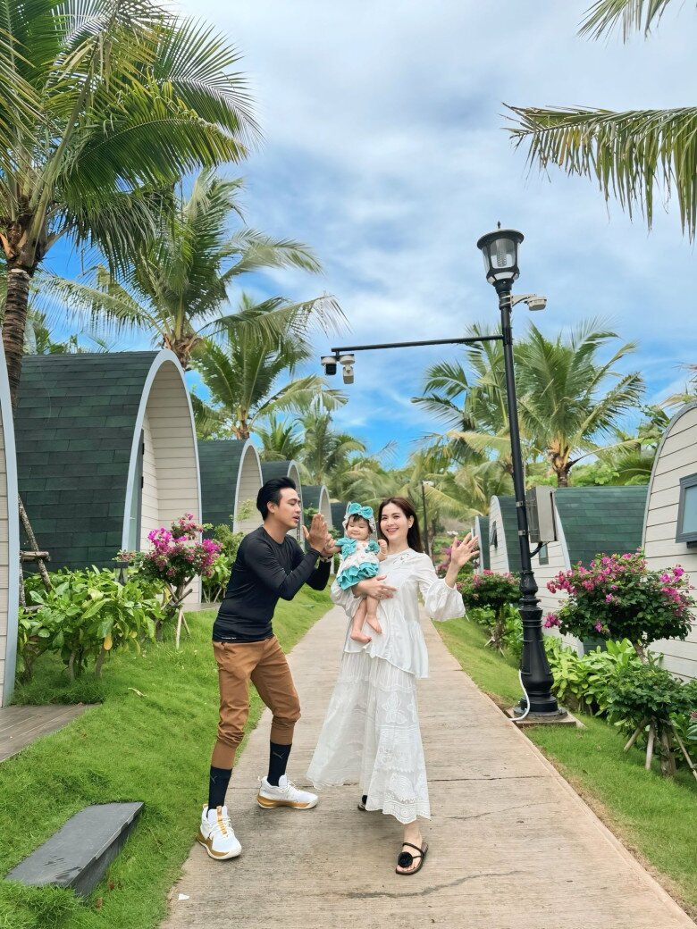 Nữ diễn viên hạ sinh thành công ái nữ hồi tháng 7/2024.