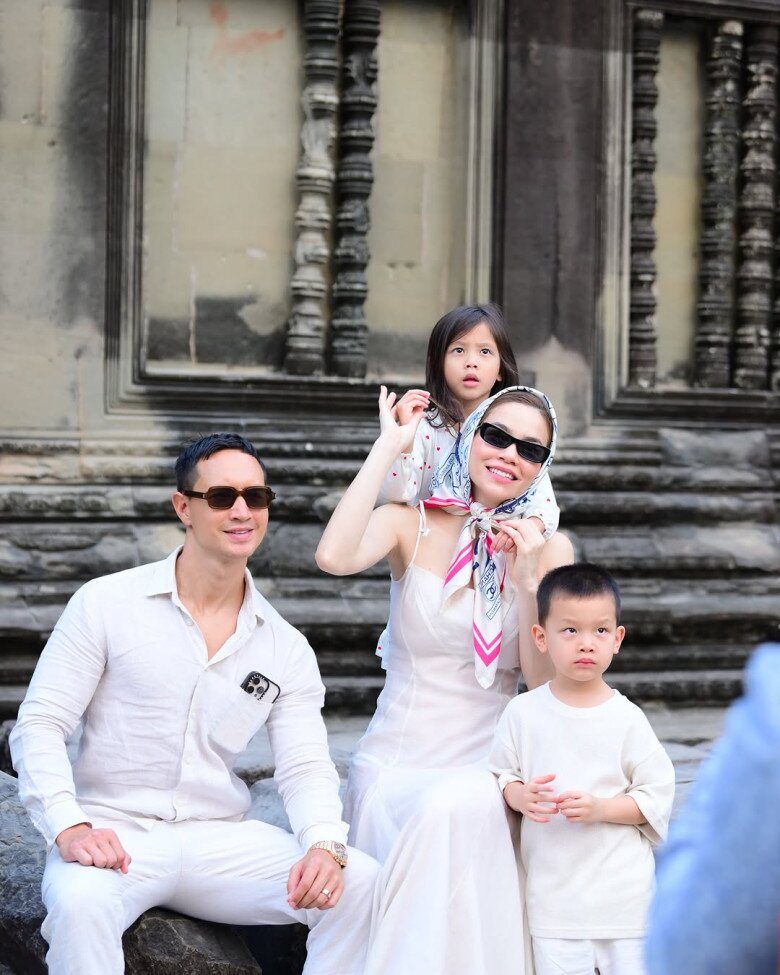 Nam diễn viên ví cặp song sinh Lisa và Leon là 2 “cục kim cương”.